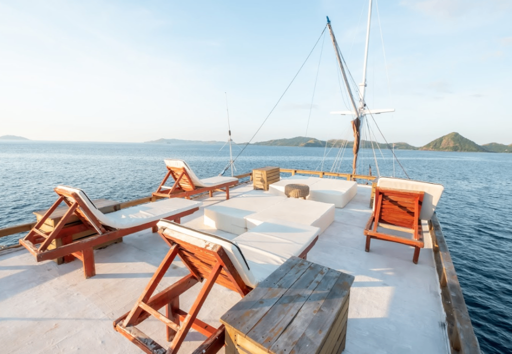 Private Superior 8 - Image 2