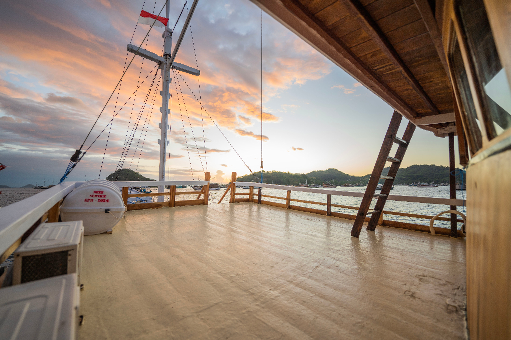 Superior 2 - Image 2