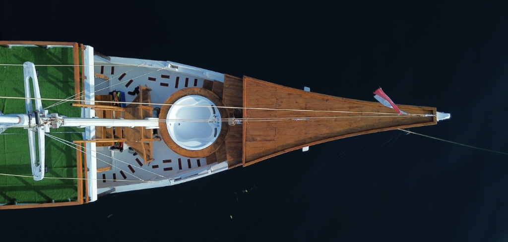 Private Superior 11 - Image 1