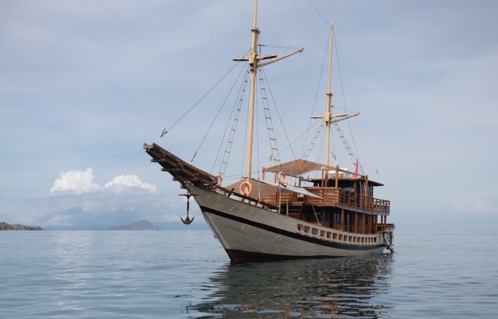 Private Superior 1-image