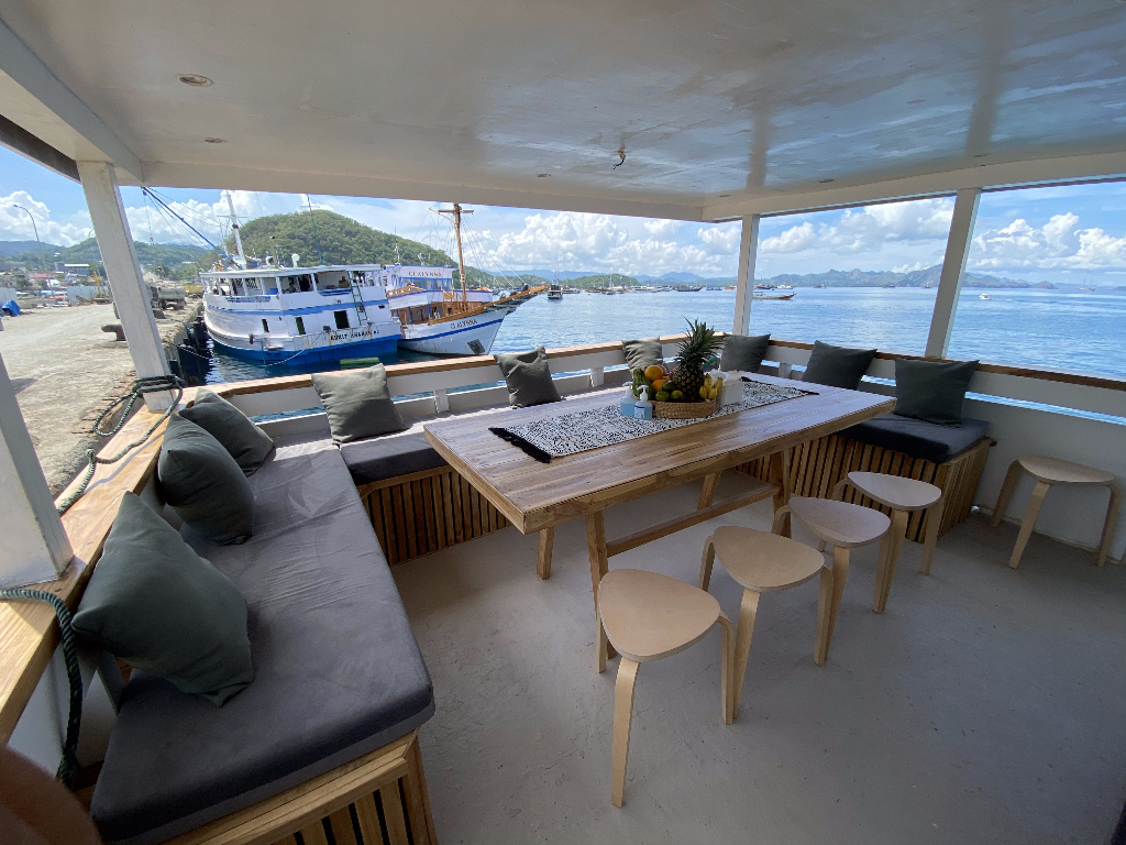 Superior 10 - Image 1