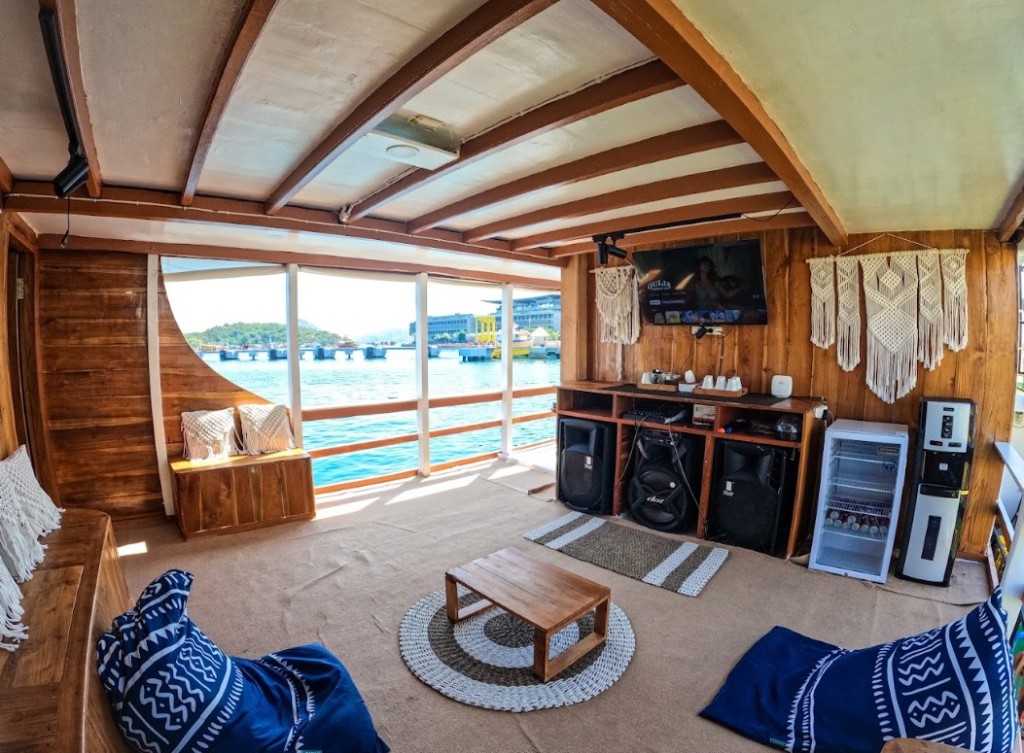 Superior 9 - Image 1