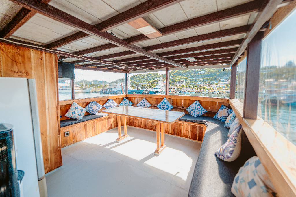 Superior 5 - Image 2